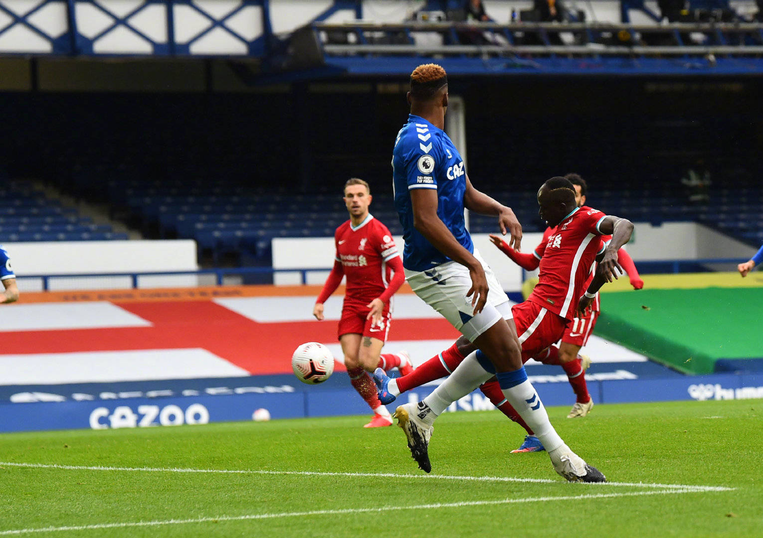 不少球迷将 不少球迷将